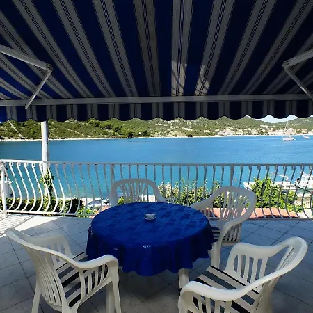 Apartment By The Sea Vinisce, Trogir - 19014 Vinisce