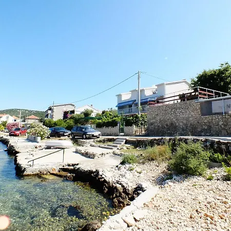 By The Sea Vinisce, Trogir - 19014 Apartment